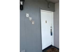 18000 NW 68th Ave A-403, Hialeah, FL 33015 Sold 01/13/25