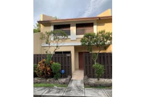 121 SW 97th Ave 121, Pembroke Pines, FL 33025 Sold 11/20/24
