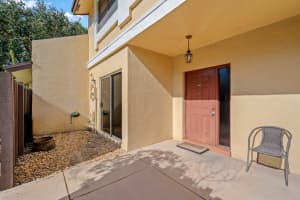 121 SW 97th Ave 121, Pembroke Pines, FL 33025 Sold 11/20/24