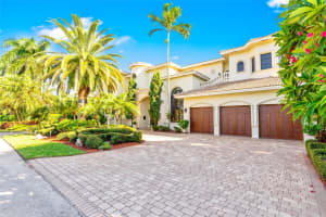 2400 NE 31st Ct, Lighthouse Point, FL 33064 Sold 02/28/25