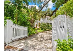 121 Rose Dr, Fort Lauderdale, FL 33316 Sold 02/18/25