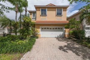 1145 Pin Oak St, Hollywood, FL 33019 Sold 03/18/25