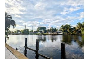 717 NW 30th St, Wilton Manors, FL 33311 Sold 05/14/25