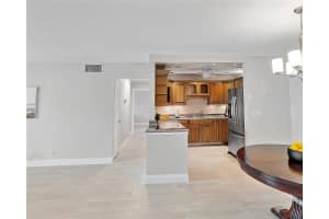 6243 Bay Club Dr 3, Fort Lauderdale, FL 33308 Sold 04/03/25