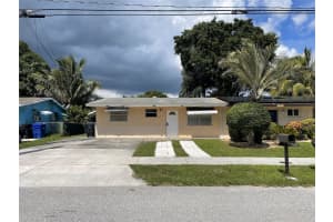 7013 SW 19th St, North Lauderdale, FL 33068 Sold 11/22/24