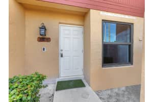 1376 NW 97th Ter 274, Pembroke Pines, FL 33024 Sold 05/09/25