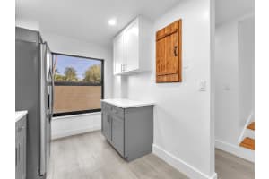 1376 NW 97th Ter 274, Pembroke Pines, FL 33024 Sold 05/09/25