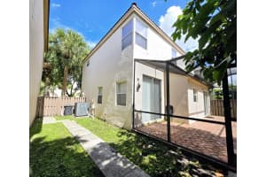 10980 NW 12th Ct, Plantation, FL 33322 Sold 07/01/25