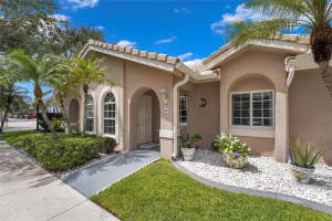3185 Holiday Springs Blvd 45, Margate, FL 33063 Sold 01/24/25