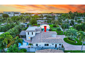 2374 NE 8th Ct, Pompano Beach, FL 33062 Sold 09/04/25