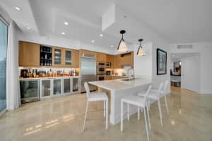 333 Las Olas Way 2207, Fort Lauderdale, FL 33301 Sold 09/30/25