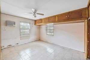 515 NW 130th St, North Miami, FL 33168 Sold 11/08/24