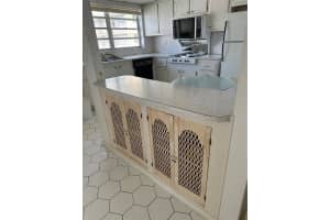 1817 S Ocean Dr 915, Hallandale Beach, FL 33009 Sold 12/18/24