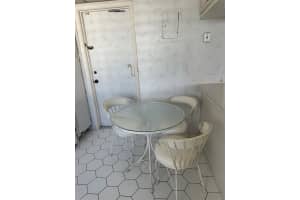 1817 S Ocean Dr 915, Hallandale Beach, FL 33009 Sold 12/18/24