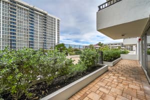 525 N Ocean Blvd 422, Pompano Beach, FL 33062 Sold 04/21/25