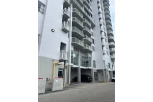 18031 Biscayne Blvd 604, North Miami Beach, FL 33160 Sold 02/06/25