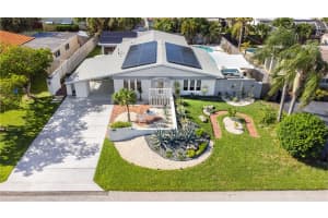 1321 NE 42nd St, Oakland Park, FL 33334 Sold 02/18/25