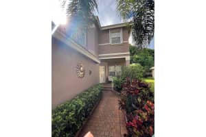 5473 Queenship Ct, Greenacres, FL 33463 Sold 03/28/25