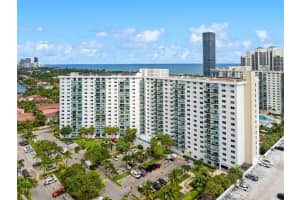 19380 Collins Ave 521, Sunny Isles Beach, FL 33160 Sold 12/27/24