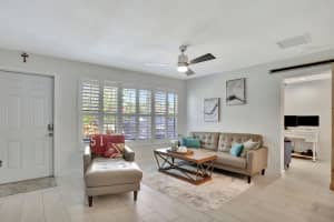 2950 NE 9th Ter, Pompano Beach, FL 33064 Sold 12/17/24