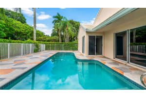 1140 Wilshire Cir, Pembroke Pines, FL 33027 Sold 12/13/24