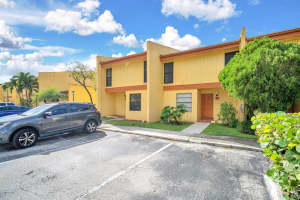 1610 NW 93rd Ave 303, Hollywood, FL 33024 - MLS#F10465045
