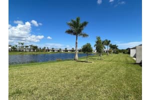 9422 Mountain Pine Grv, Boynton Beach, FL 33473 Sold 02/25/25