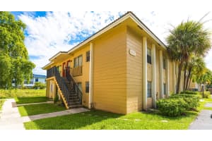 2641 Riverside Dr 6, Coral Springs, FL 33065 Sold 11/22/24