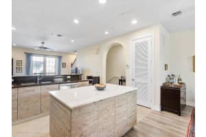 2257 NE 9th Ave 2257, Wilton Manors, FL 33305 Sold 04/16/25