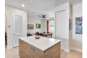 2257 NE 9th Ave 2257, Wilton Manors, FL 33305 Sold 04/16/25