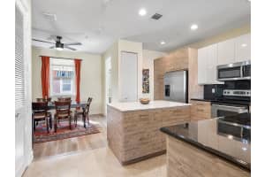 2257 NE 9th Ave 2257, Wilton Manors, FL 33305 Sold 04/16/25