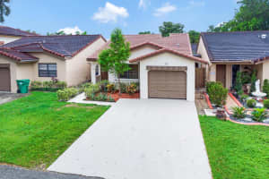 6654 NW 174th Ln, Hialeah, FL 33015 Sold 12/27/24