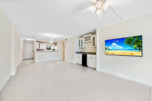 1051 Hillsboro Mile 305 E, Pompano Beach, FL 33062 Sold 12/30/24