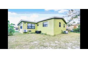 166 SW 5th St, Deerfield Beach, FL 33441 Sold 12/09/24