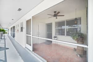 300 Layne Blvd 313, Hallandale Beach, FL 33009 Sold 05/02/25