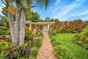 1935 Nw 131st St, Miami