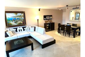 1 Las Olas Circle 605, Fort Lauderdale, FL 33316 Sold 12/04/25