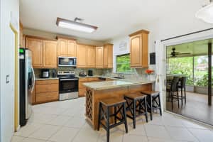 6317 Lansdowne Cir, Boynton Beach, FL 33472 Sold 01/07/25