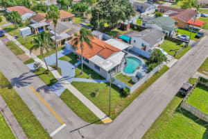 2424 Wiley St, Hollywood, FL 33020 Sold 01/23/25