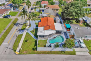 2424 Wiley St, Hollywood, FL 33020 Sold 01/23/25