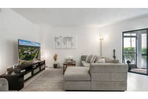 6555 W Broward Blvd 112, Plantation, FL 33317 Sold 01/13/25