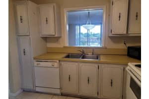 406 NW 68th Ave 415, Plantation, FL 33317 Sold 03/06/25