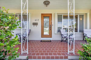417 NE 11th Ave, Pompano Beach, FL 33060 Sold 03/31/25