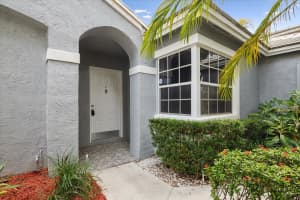9857 NW 2nd Ct, Plantation, FL 33324 Sold 01/31/25