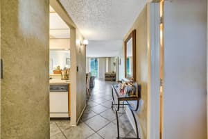 1830 Sabal Palm Dr 104, Davie, FL 33324 Sold 01/31/25
