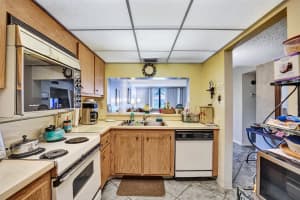1830 Sabal Palm Dr 104, Davie, FL 33324 Sold 01/31/25