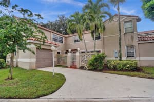 11070 Nautilus Dr, Cooper City, FL 33026 Sold 03/28/25