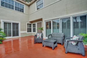 11070 Nautilus Dr, Cooper City, FL 33026 Sold 03/28/25