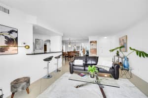 2715 N ocean 9f, Fort Lauderdale, FL 33308 - MLS#F10465800