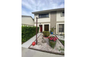 3016 S Oakland Forest Dr 2901, Oakland Park, FL 33309 Sold 02/05/25